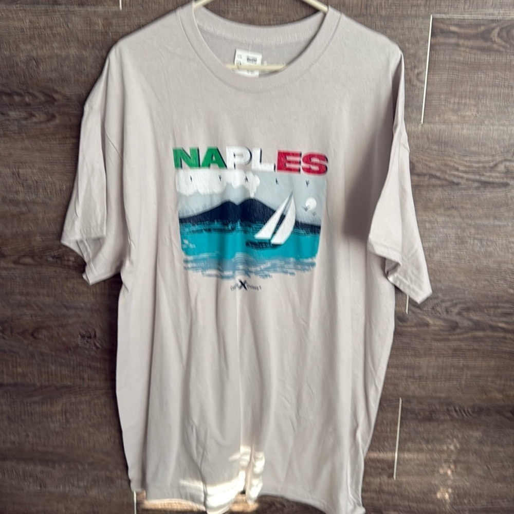 Celebrity Cruise tee NWT